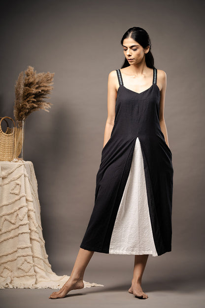 'THE PANACHE' Black Handwoven Cotton Dress