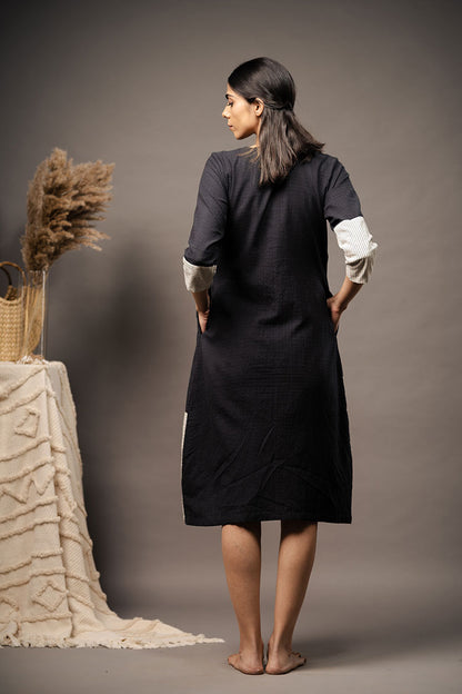 'GAME OF CARDS' Black Handwoven Cotton Dress