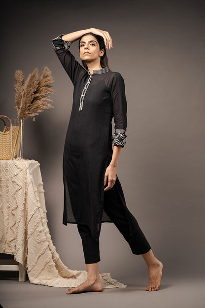 'THE PRISM' Black Handwoven Muslin Cotton Kurta