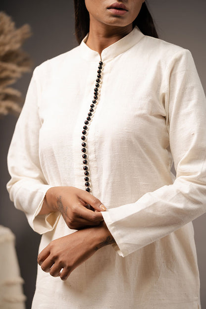 'GUFTGOO' Ivory Organic Cotton Kurta