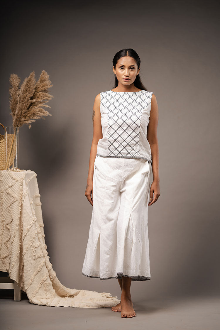 'CHECK MATE' White Handwoven Muslin Cotton Co-ord Set